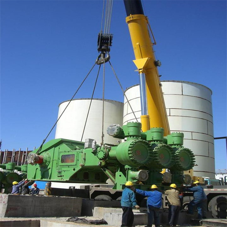 连南2025年出租吊车价位详解：如何选择性价比更高的吊车租赁服务