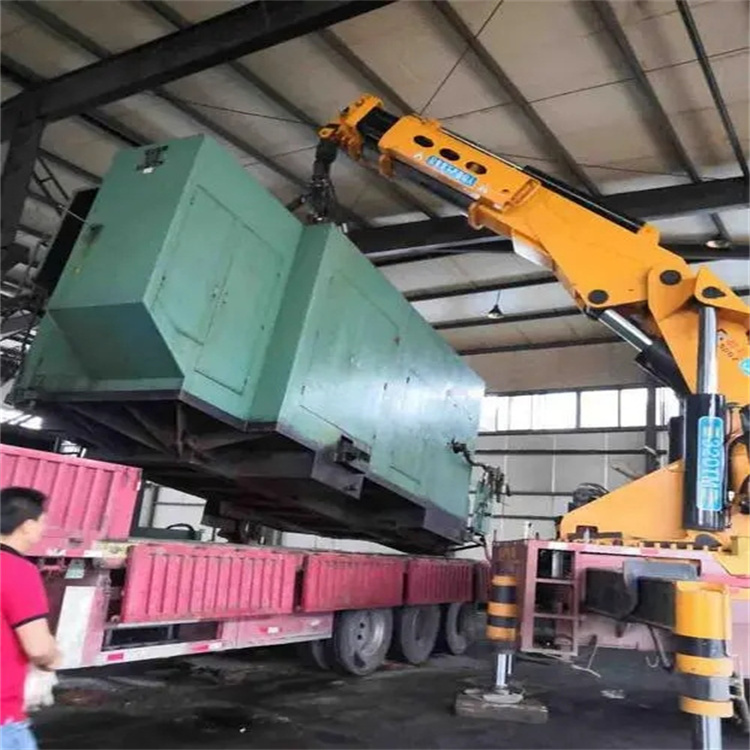 连南吊集装箱的吊车电话